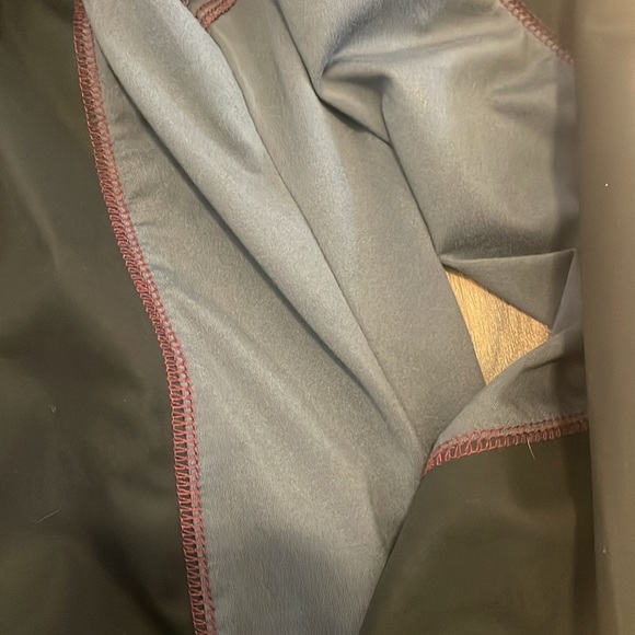 Ariat Cold Series 1/4 zip size medium - black and grey - Picture 11 of 11